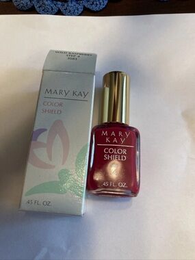 Mary Kay NAIL COLOR SHIELD Wild Raspberry Step 4 .45 OZ #3583 New Fast Shipping
